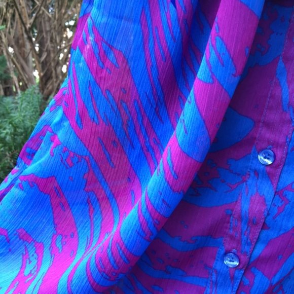 Stunning, Vibrant ,NWOT, Express, Shift Dress XS. - Picture 2 of 11